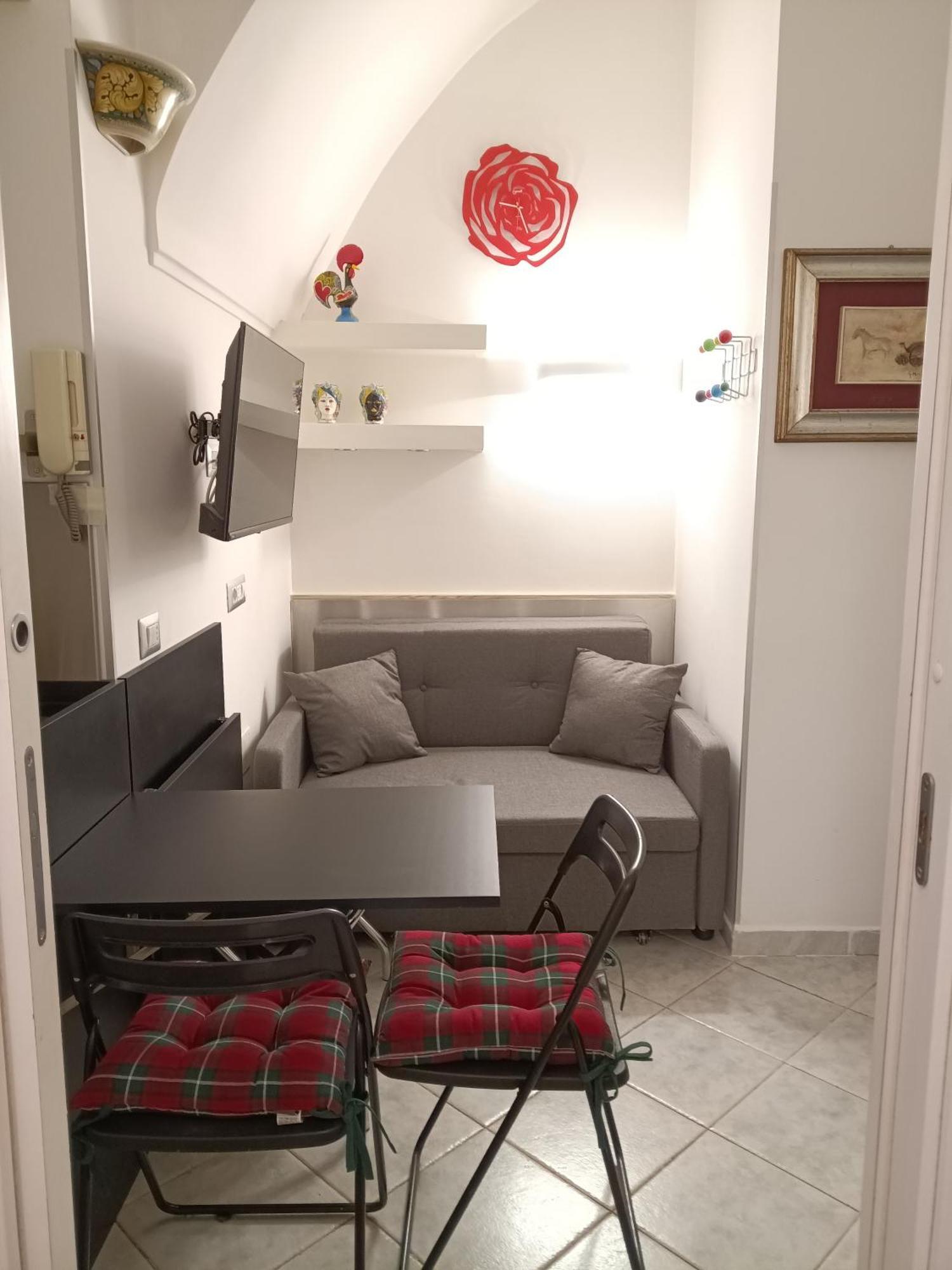 La Residenza Napoli Chiaia Short Let Apartment Superior Via Chiaia 82 Buitenkant foto