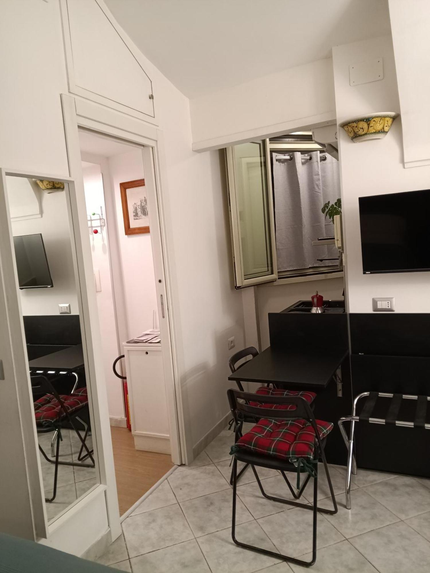 La Residenza Napoli Chiaia Short Let Apartment Superior Via Chiaia 82 Buitenkant foto