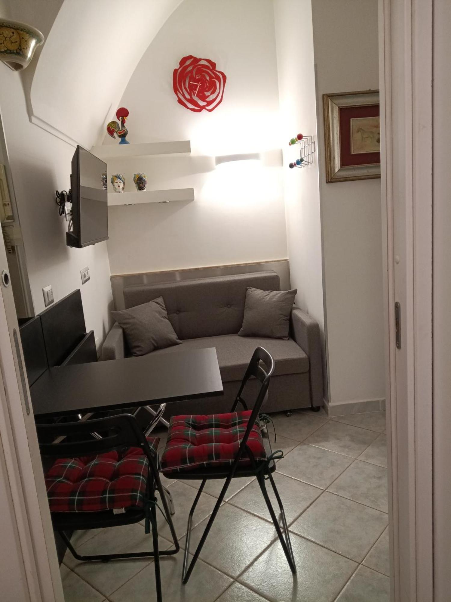 La Residenza Napoli Chiaia Short Let Apartment Superior Via Chiaia 82 Buitenkant foto